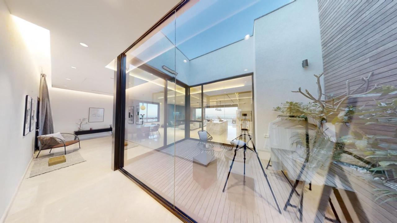 Serene - Infinity Cview Pool - 4 Bedrooms Luxury Penthouse Haifa Exterior photo